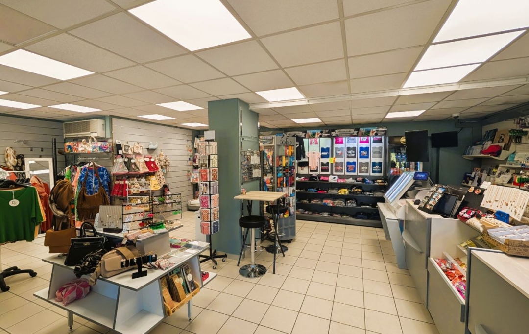 DULAU IMMOBILIER : Commercial | EUGENIE-LES-BAINS (40320) | 110 m2 | 164 400 € 